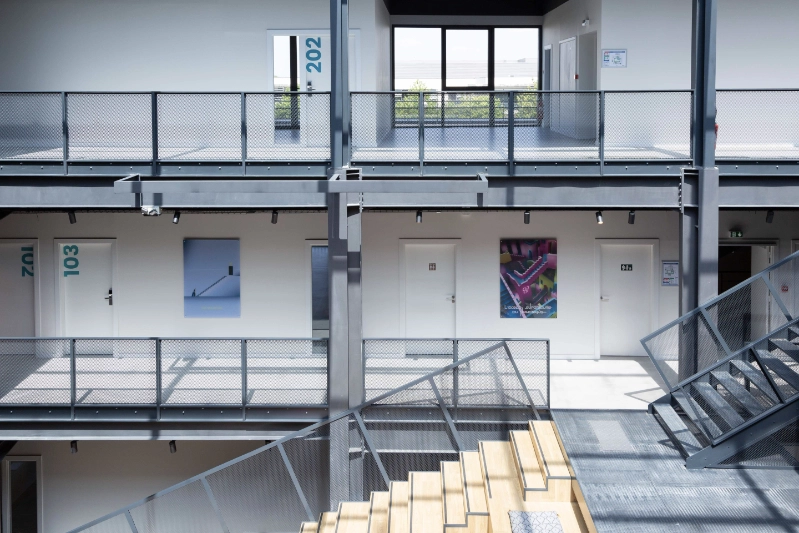 08-89-school-superieure-du-numerique-Ferrieres-g4-group