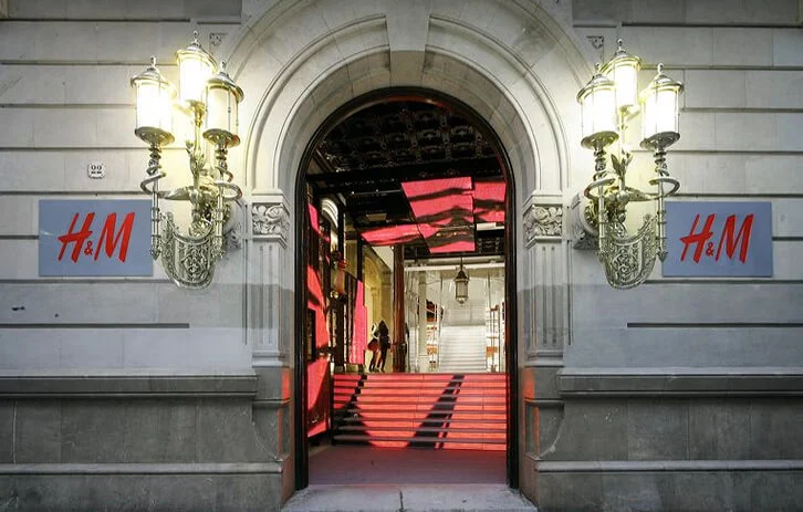 H&M-BARCELONA-G4GROUP-001